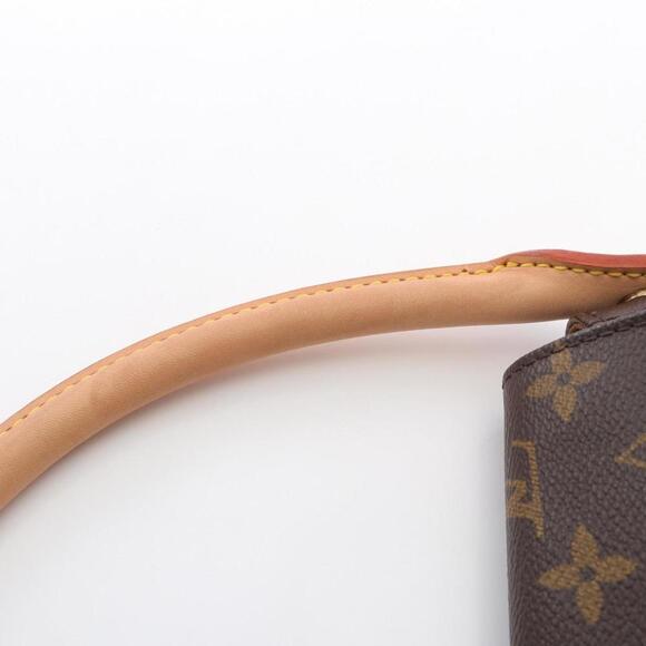 LOUIS VUITTON Brown Monogram Leather Bag - Picture 7 of 9